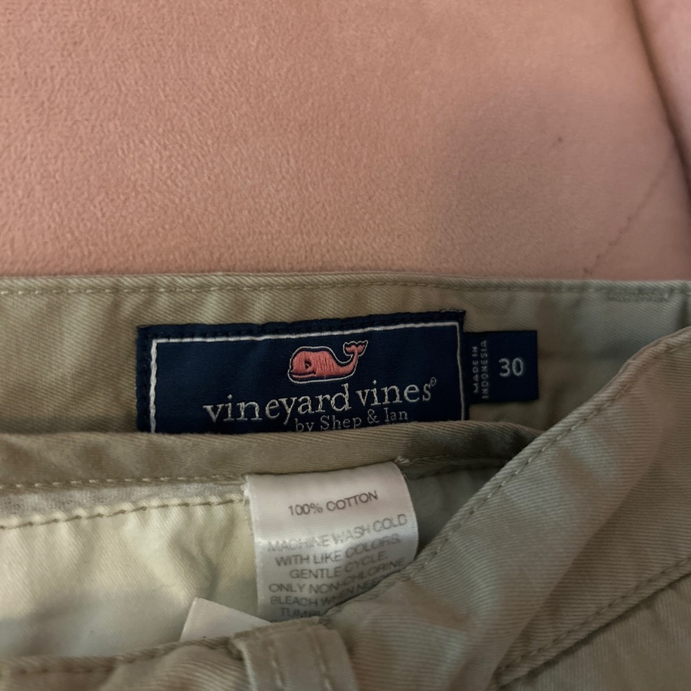 vineyard vines shorts 30